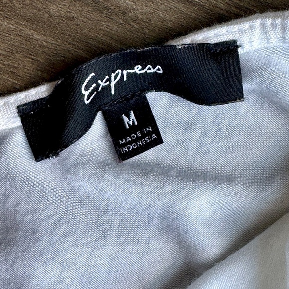 Express White One-Shoulder Golden Ring Detail Top Size M - Picture 4 of 10